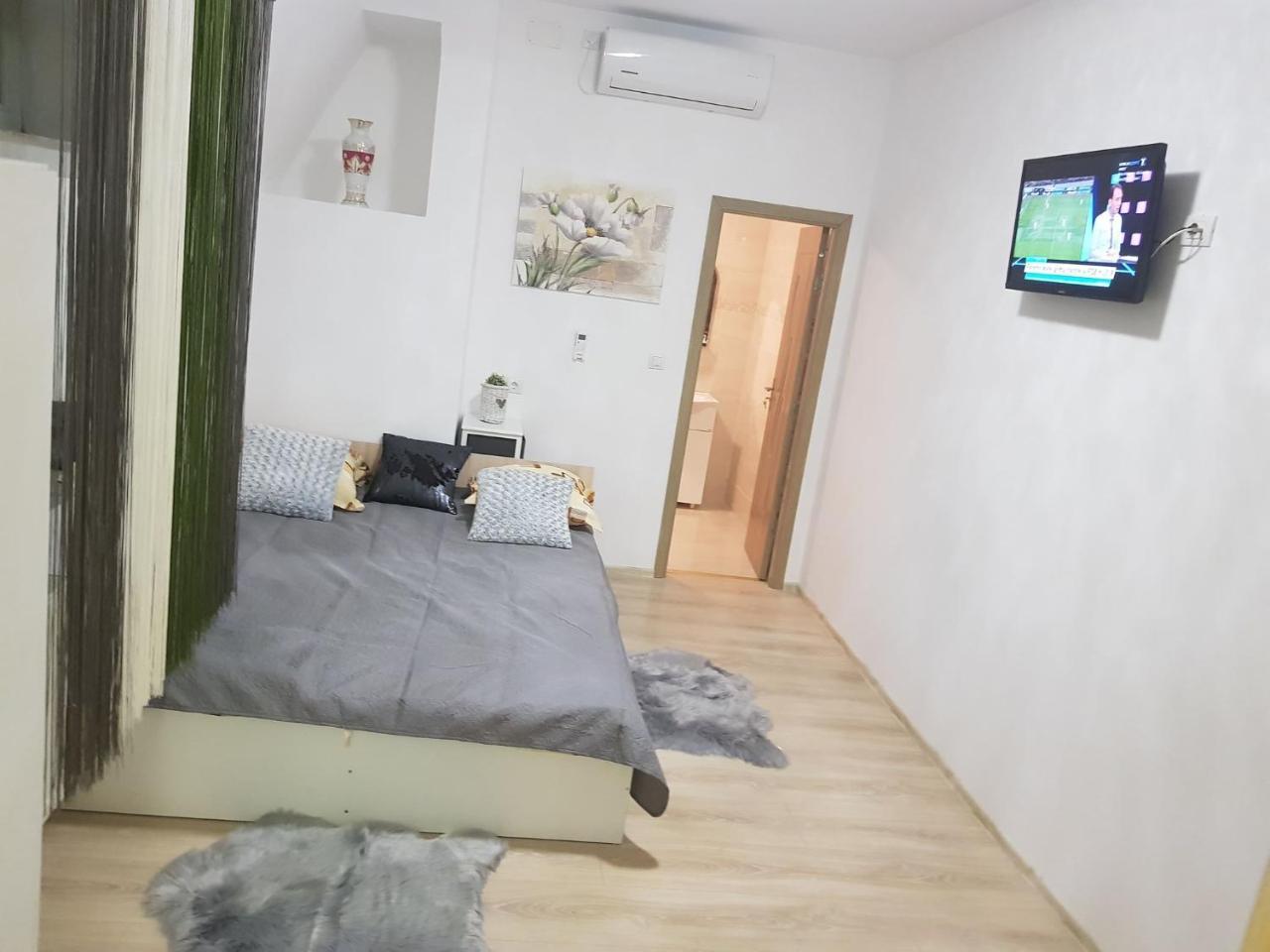 Georgiana Apartments Timisoara Room photo